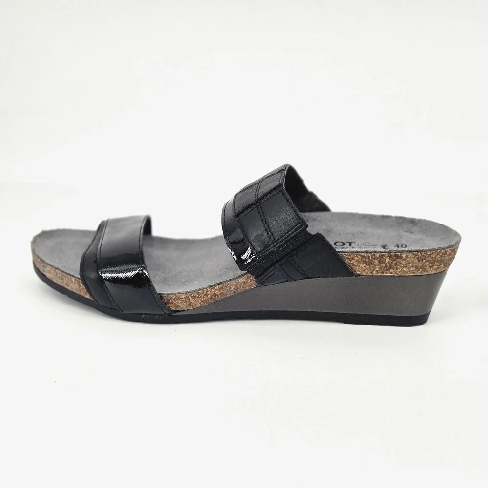 Naot Royalty Black Patent Leather Wedge Slide Sandals Comfort Gorpcore NWOT 9 40